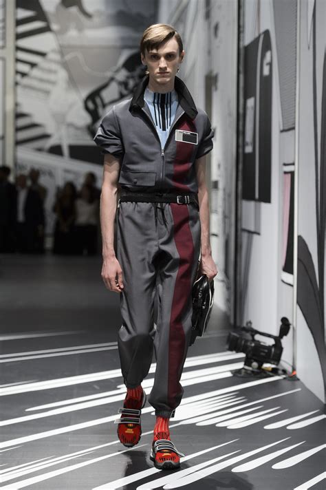 prada men spring 2018|Prada Spring 2018 Menswear Fashion Show .